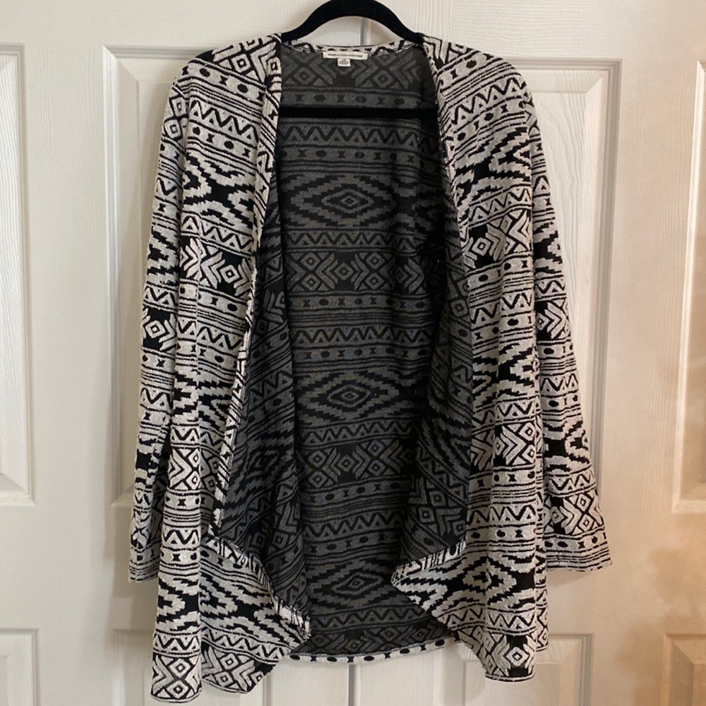 American Eagle Aztec Swetaer